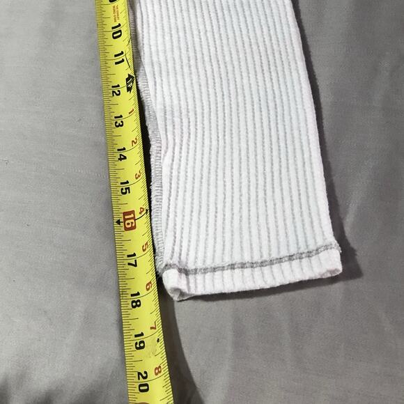 We The Free Crop Top Long Sleeve White Womens Size M Waffle Knit Basic Vneck Tee - Picture 7 of 9